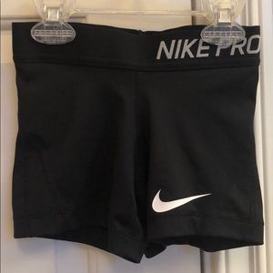 Girls Nike Pro spandex (never worn)